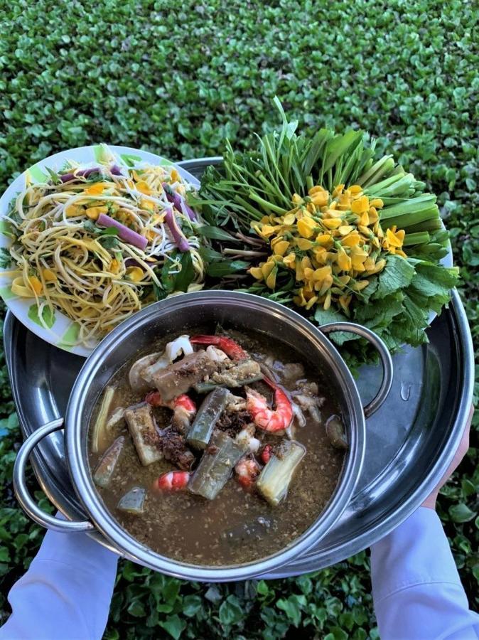 Little Saigon Hotel Chau Doc Buitenkant foto