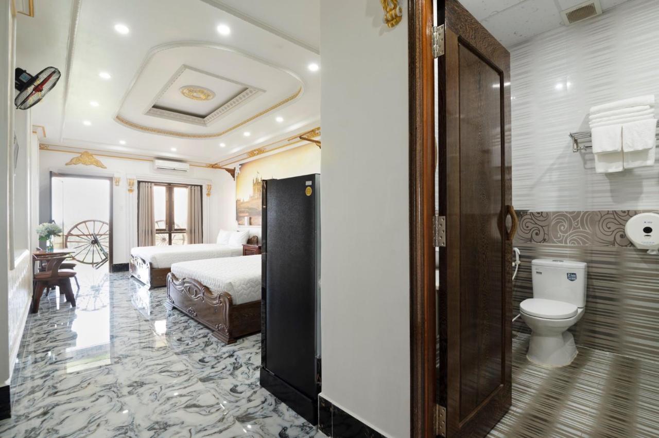 Little Saigon Hotel Chau Doc Buitenkant foto